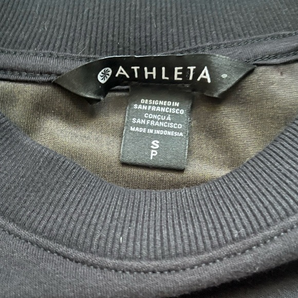 NEW Athleta Retroplush Velvet Crewneck Black Velour Button Details Size S Comfy - Picture 4 of 10